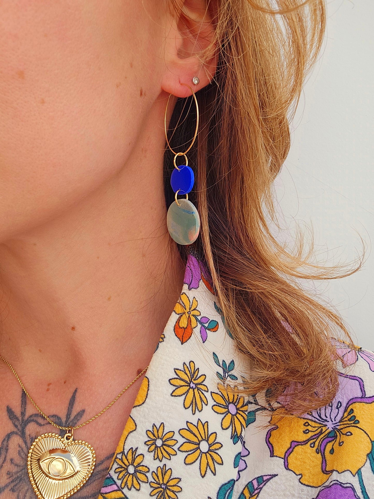 LES MINI-BELLES- Boucles d'oreilles - Marbré vert et bleu